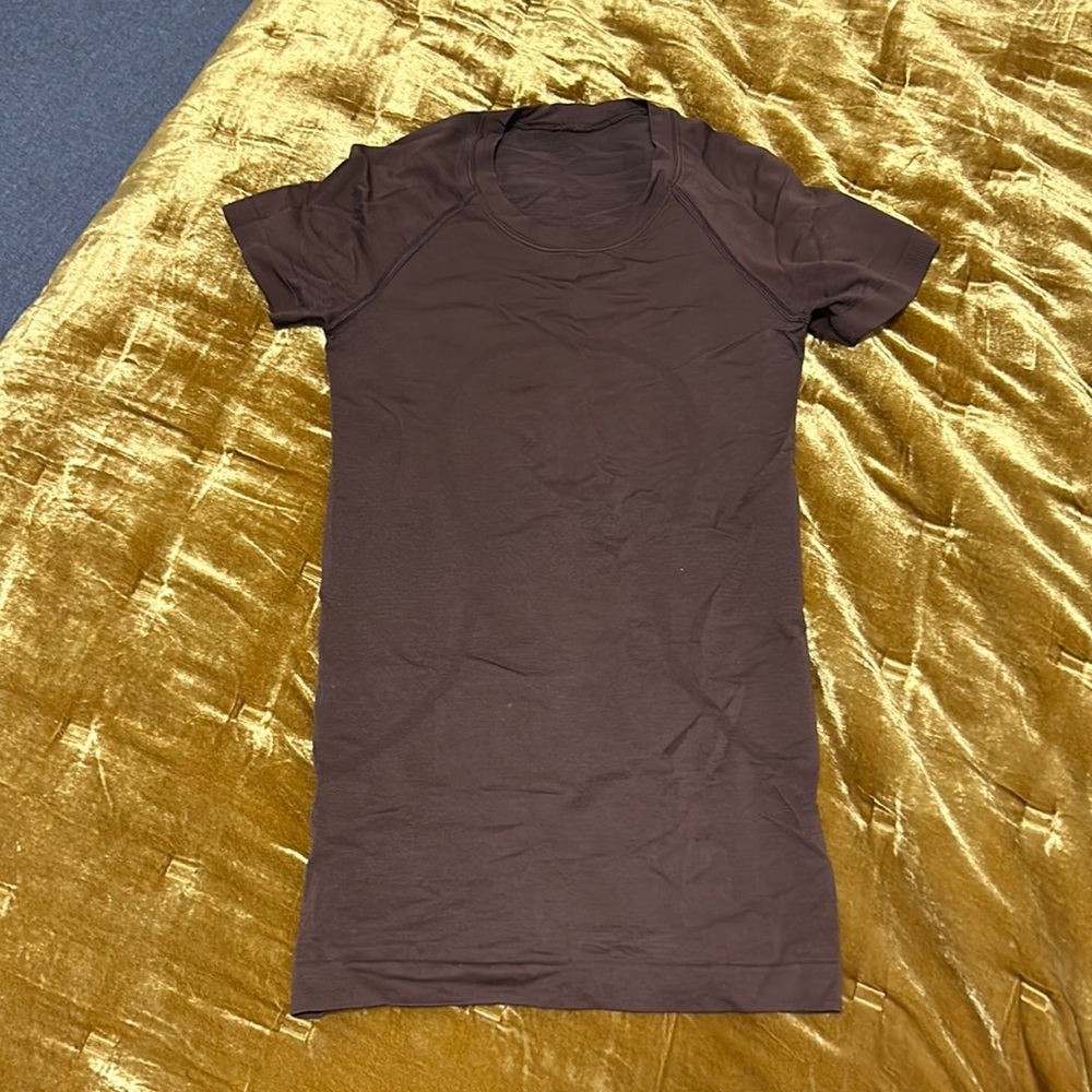 Lulu lemon swiftly tech short sleeve shirt